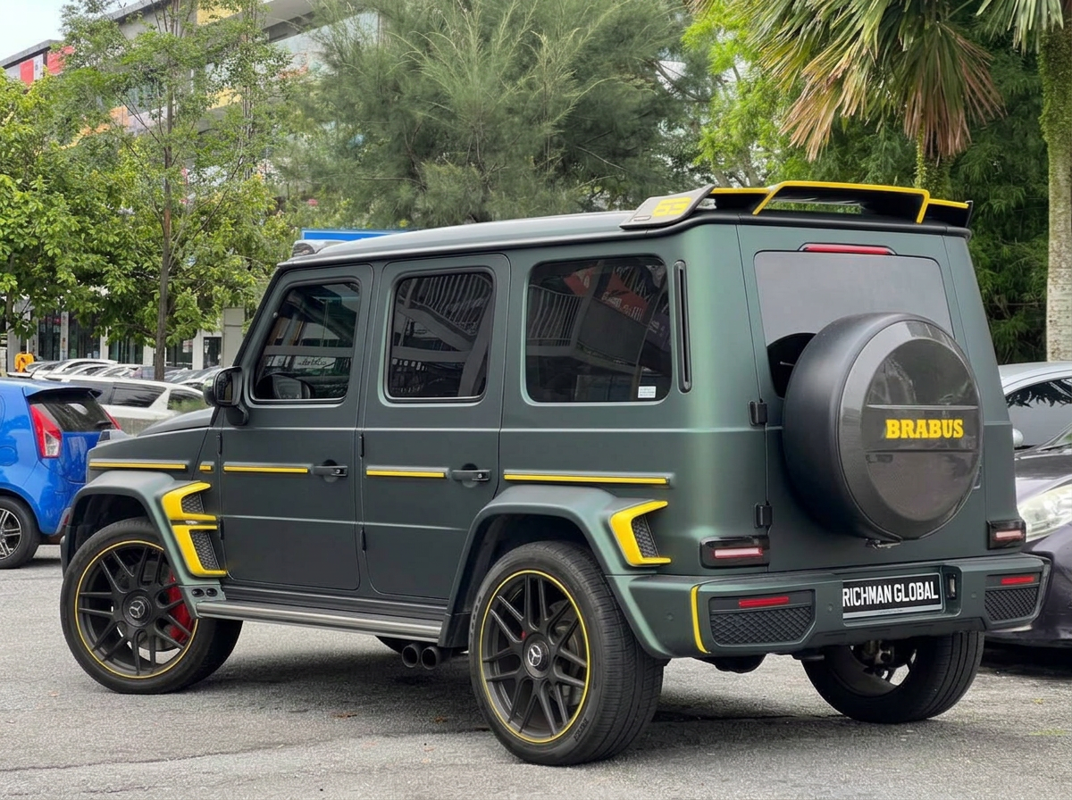 MERCEDES G63 AMG 左边门
