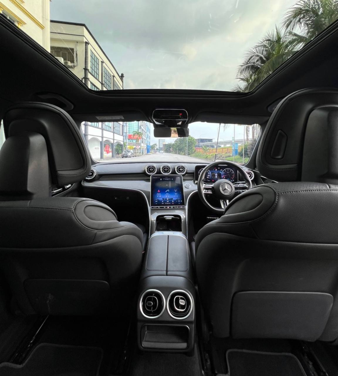 Mercedes C300 Amg Line photo 4