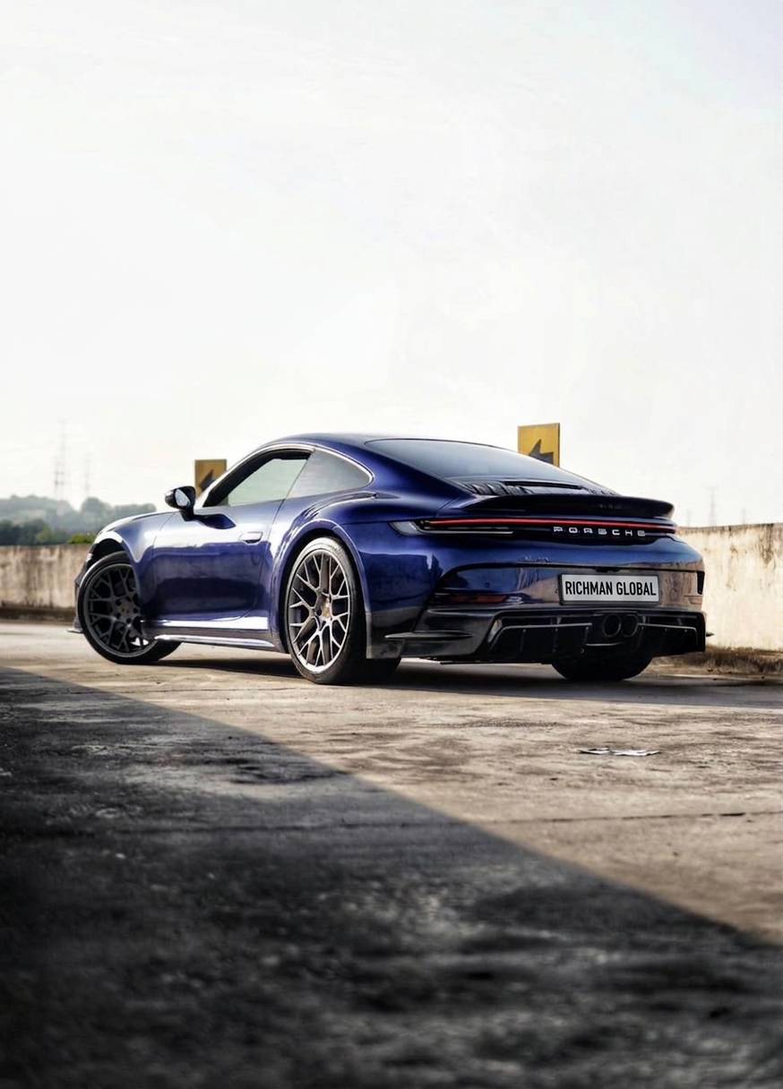 Porsche Carrera S 992.1 photo 2