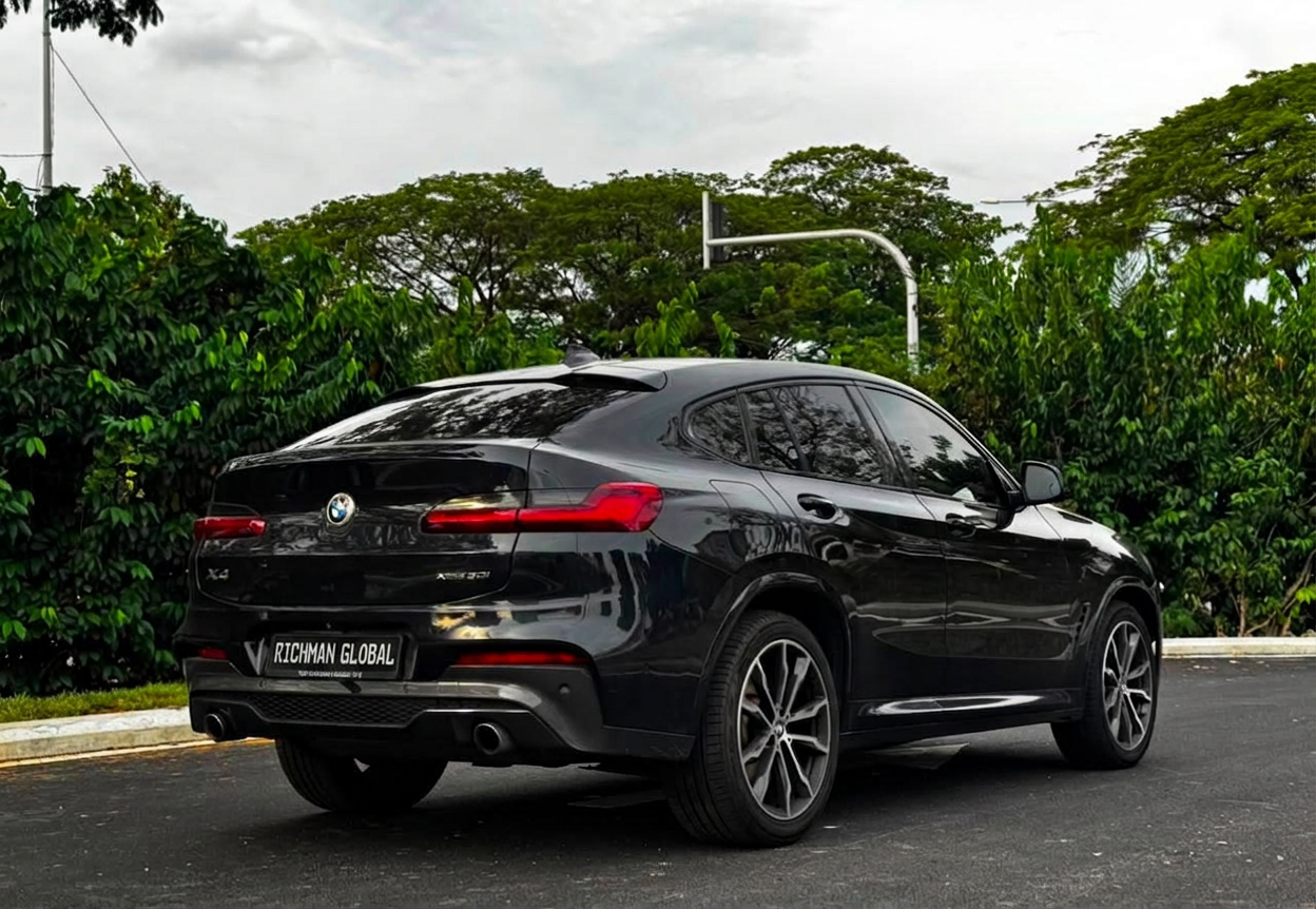 Bmw X4 M Sport photo 2