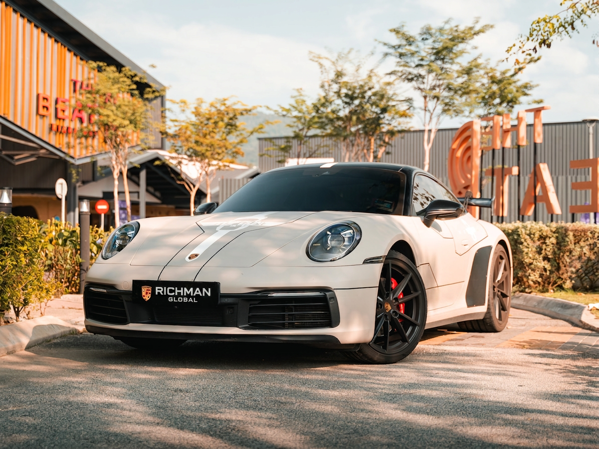 PORSCHE 911 CARRERA S