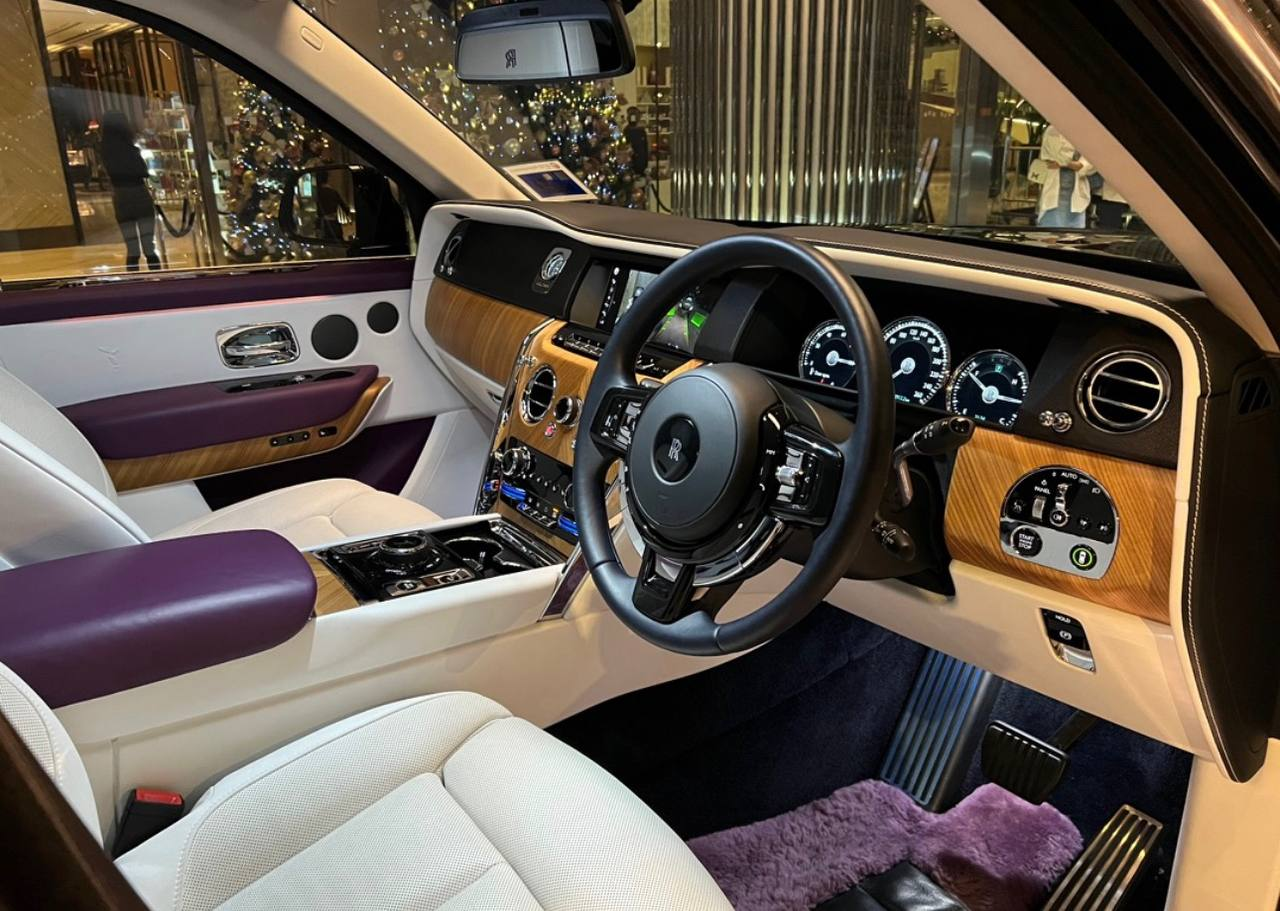 Rolls Royce Cullinan photo 8